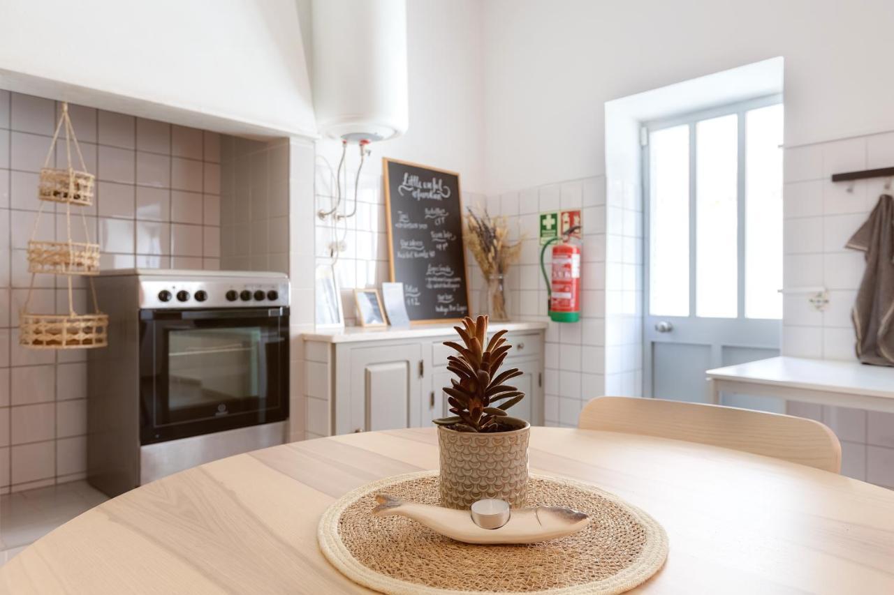 Indigo Guest House Лагос Екстериор снимка